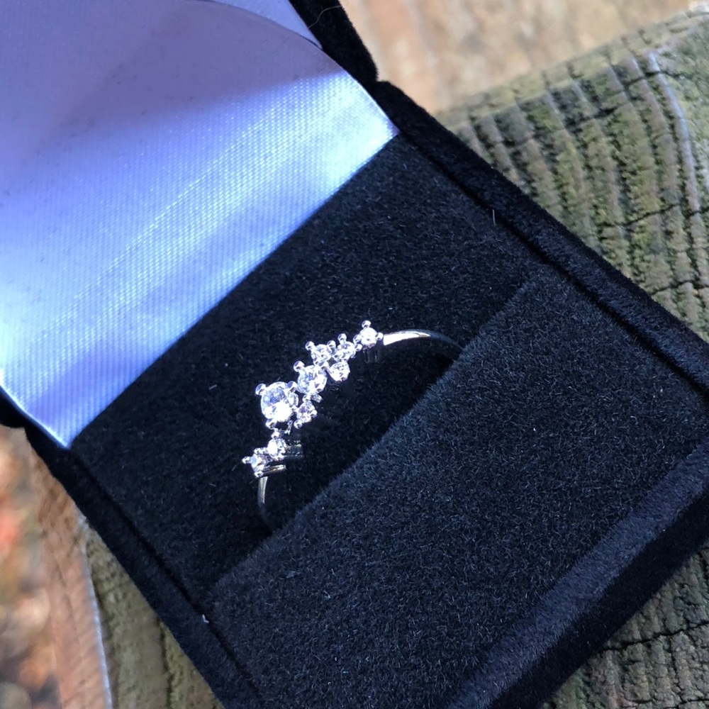 DAINTY WHITE GOLD - Picture 5 of 8